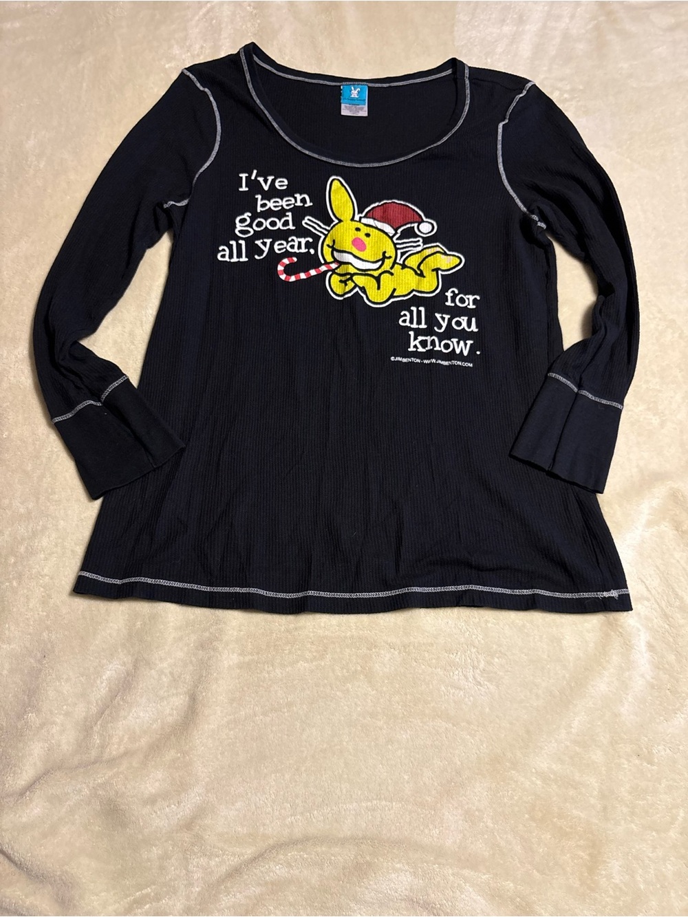 Juniors Black Long-Sleeve Graphic Holiday Tee with Yellow Bunny